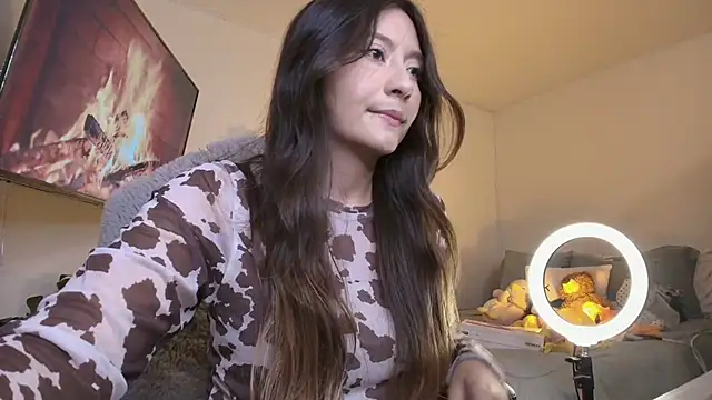 HelennaMoon  online show from October 27, 11:31 pm