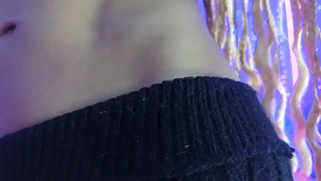 Snapshot of gabbiefoxthx chatting on January 28, 3:47 am gabbiefoxthx online show from January 28, 3:47 am