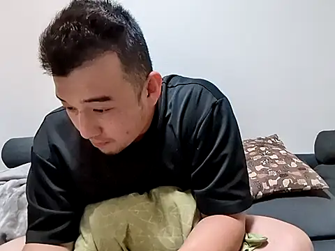 KOUHEY2023 online show from December 15, 12:20 pm