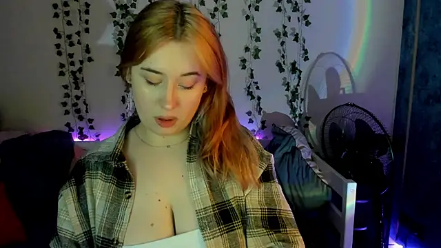 Emily Gin online show from February 12, 5:47 am