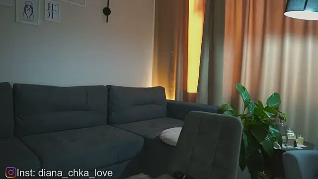 Snapshot of SallyReidj chatting on February 24, 4:16 am SallyReidj online show from February 24, 4:16 am