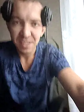 Snapshot of MityaXLoves chatting on November 27, 7:21 am MityaXLoves online show from November 27, 7:21 am