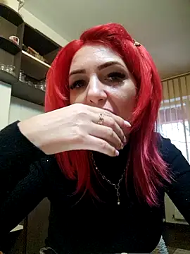 Snapshot of Evadesirex46 chatting on December 20, 1:00 pm Evadesirex46 online show from December 20, 1:00 pm