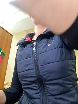 Snapshot of Evadesirex46 chatting on December 24, 10:55 am Evadesirex46 online show from December 24, 10:55 am