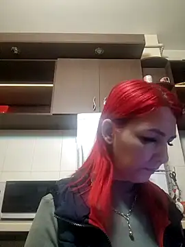 Snapshot of Evadesirex46 chatting on January 11, 2:15 pm Evadesirex46 online show from January 11, 2:15 pm