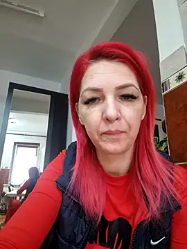 Snapshot of Evadesirex46 chatting on March 18, 6:46 am Evadesirex46 online show from March 18, 6:46 am