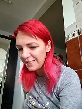 Snapshot of Evadesirex46 chatting on October 1, 5:46 am Evadesirex46 online show from October 1, 5:46 am