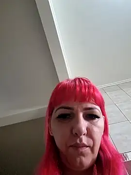 Snapshot of Evadesirex46 chatting on October 10, 8:35 am Evadesirex46 online show from October 10, 8:35 am