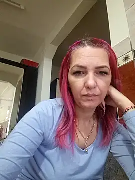 Snapshot of Evadesirex46 chatting on November 25, 6:35 am Evadesirex46 online show from November 25, 6:35 am