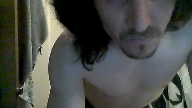 Snapshot of Lilsmokeshow017 chatting on May 25, 7:36 am Lilsmokeshow017 online show from May 25, 7:36 am