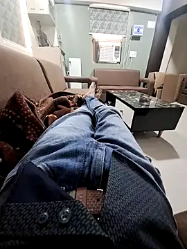 villagb12 online show from March 9, 7:23 am