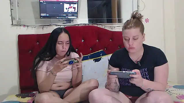 Snapshot of Lola_barbara chatting on January 17, 3:12 am Lola barbara online show from January 17, 3:12 am