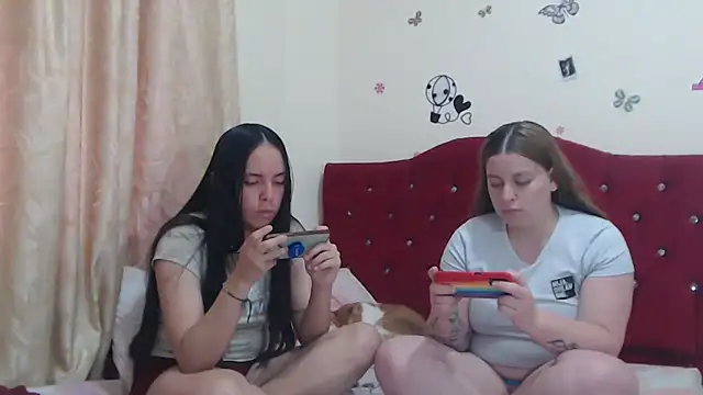 Snapshot of Lola_barbara chatting on February 14, 9:32 pm Lola barbara online show from February 14, 9:32 pm