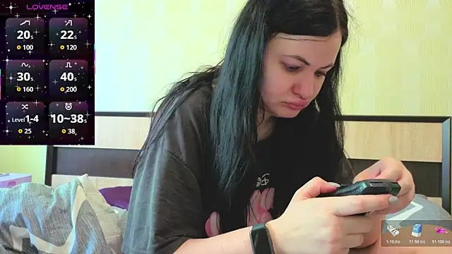 Snapshot of German_Eva chatting on June 9, 9:43 am German Eva online show from June 9, 9:43 am