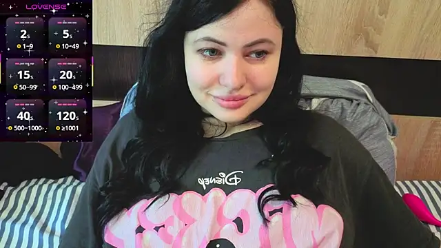 Snapshot of German_Eva chatting on June 11, 8:34 am German Eva online show from June 11, 8:34 am