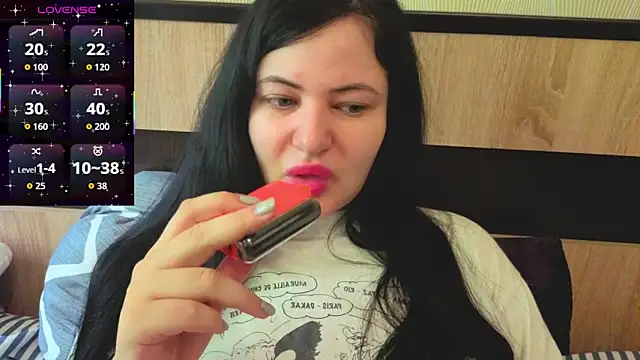 Snapshot of German_Eva chatting on June 16, 11:24 am German Eva online show from June 16, 11:24 am