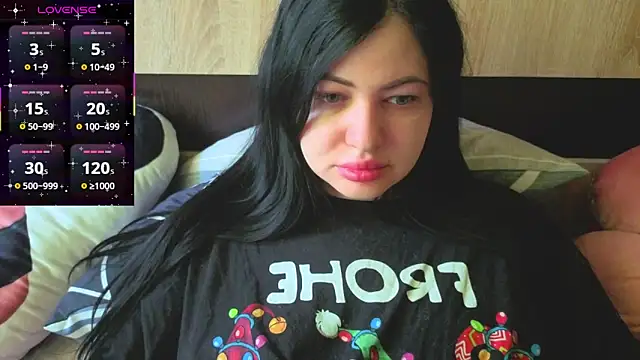 Snapshot of German_Eva chatting on July 7, 5:54 am German Eva online show from July 7, 5:54 am