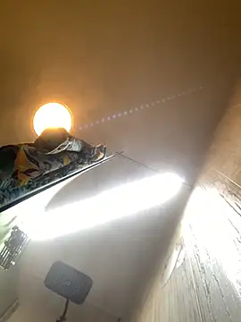 Snapshot of Bigtoyaddict chatting on November 1, 11:23 am Bigtoyaddict online show from November 1, 11:23 am