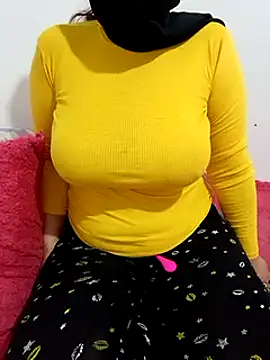Snapshot of Saakoora chatting on January 28, 2:42 pm Saakoora online show from January 28, 2:42 pm