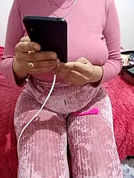 Snapshot of Saakoora chatting on February 13, 1:29 am Saakoora online show from February 13, 1:29 am