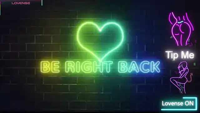 Snapshot of MrAndMrsCrook chatting on January 11, 3:06 pm MrAndMrsCrook online show from January 11, 3:06 pm