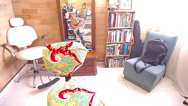 Snapshot of VioletaGomezCo chatting on September 19, 1:56 pm VioletaGomezCo online show from September 19, 1:56 pm