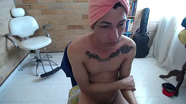 VioletaGomezCo online show from October 26, 1:50 pm