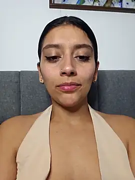 BrittanyDiaz online show from November 5, 8:20 pm