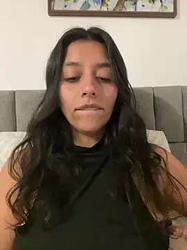 BrittanyDiaz online show from April 25, 11:35 pm