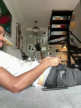 hotcamboy420 online show from January 28, 6:07 pm