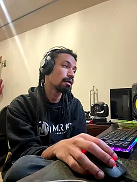 hotcamboy420 online show from November 2, 8:44 pm