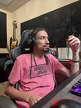 hotcamboy420 online show from February 1, 6:28 pm