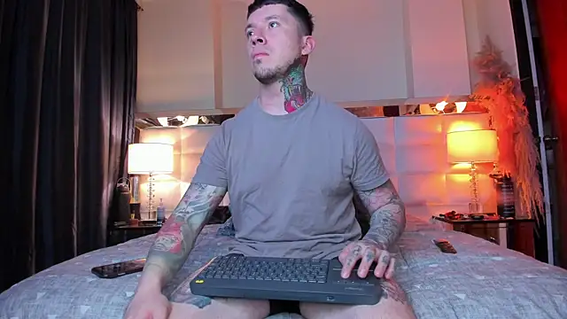 Adam tatto online show from September 19, 3:52 am