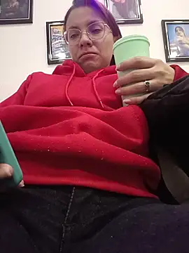 karlamorris  online show from November 27, 1:57 pm