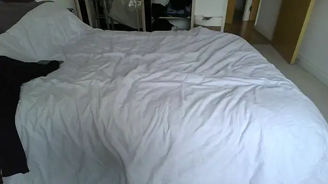 Snapshot of Nizzlivecam chatting on April 26, 10:24 am Nizzlivecam online show from April 26, 10:24 am