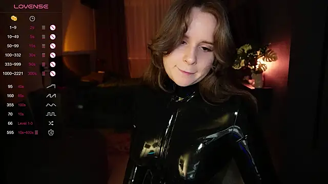 Snapshot of Jantrlatex chatting on May 17, 8:38 pm Jantrlatex online show from May 17, 8:38 pm