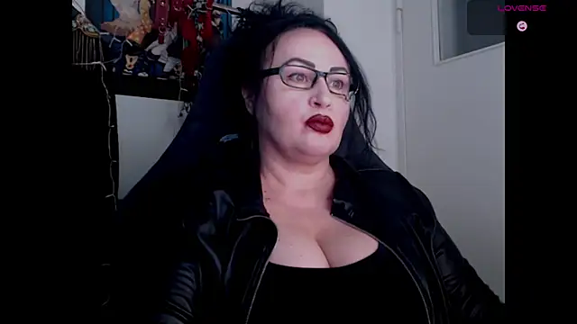 NannaGlossa online show from November 23, 11:21 am