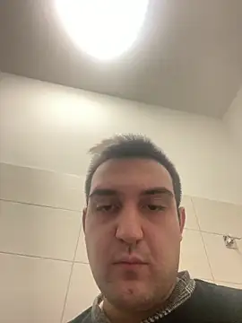 Snapshot of alexfala99 chatting on January 7, 12:03 am alexfala99 online show from January 7, 12:03 am