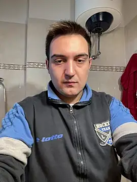 Snapshot of alexfala99 chatting on January 13, 12:45 pm alexfala99 online show from January 13, 12:45 pm