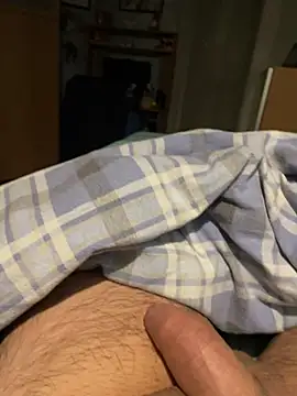 Snapshot of alexfala99 chatting on March 9, 11:35 pm alexfala99 online show from March 9, 11:35 pm