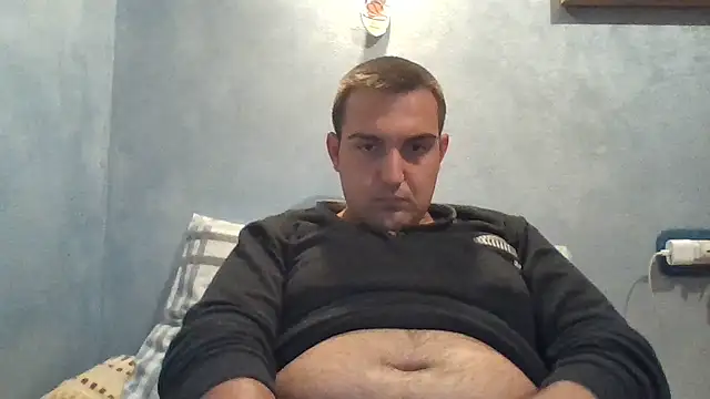 Snapshot of alexfala99 chatting on October 20, 5:24 pm alexfala99 online show from October 20, 5:24 pm