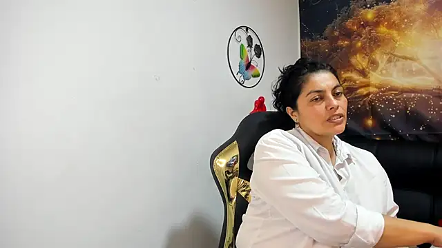 Lust Mom41 online show from December 10, 5:11 pm