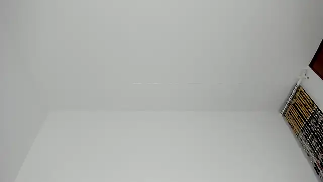 Snapshot of Andrea_Williams_ chatting on June 18, 1:48 pm Andrea Williams online show from June 18, 1:48 pm