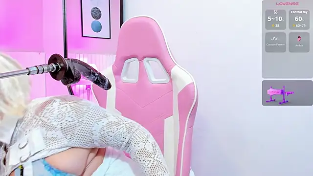 Anniee boobs online show from December 3, 4:31 am