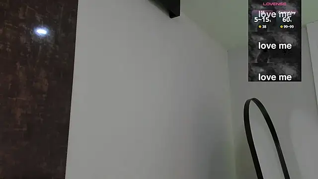 Snapshot of Anniee_boobs chatting on May 31, 6:09 pm Anniee boobs online show from May 31, 6:09 pm