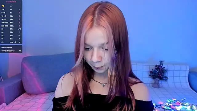 crystal lilith online show from December 26, 9:01 am