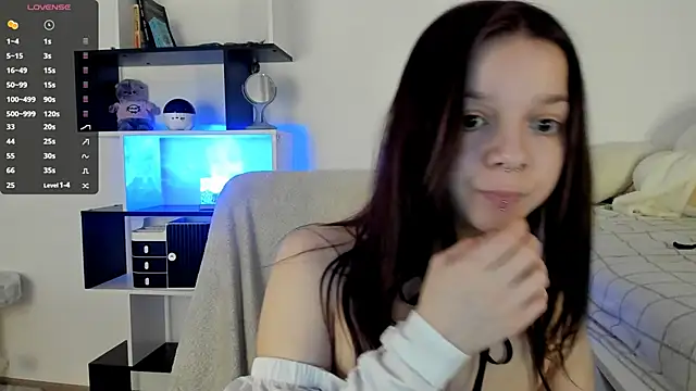 crystal lilith online show from February 14, 6:29 pm