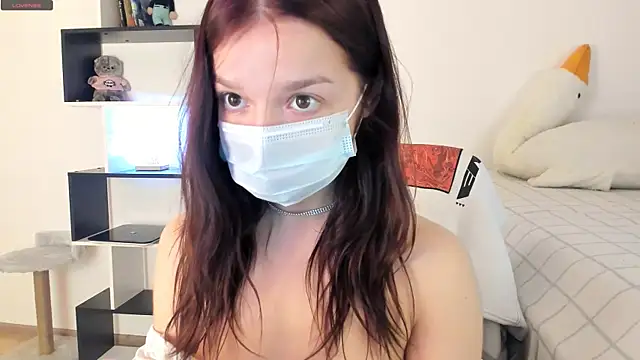 crystal lilith online show from March 14, 5:27 am