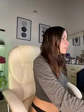 LynnSam  online show from January 26, 8:23 pm