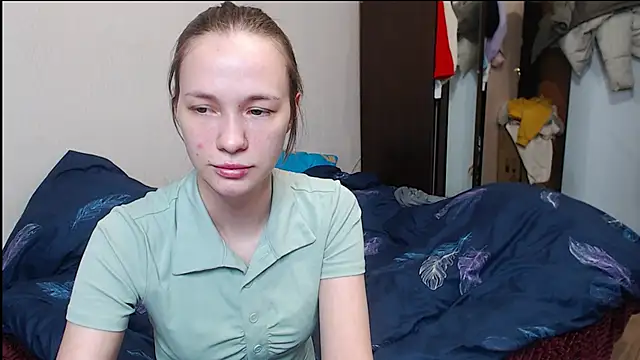 leila bambi  online show from March 12, 1:47 am